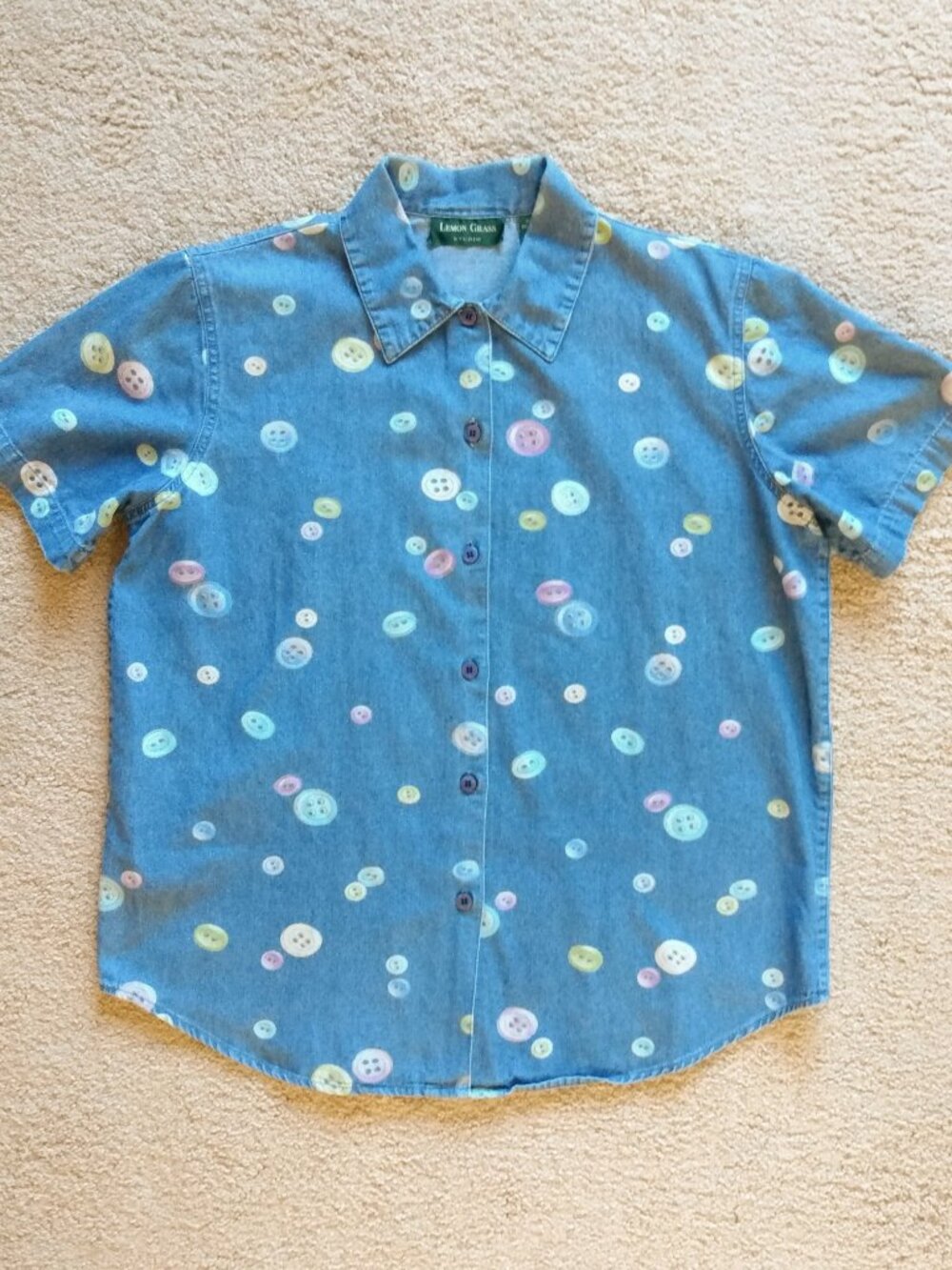 Lemon Grass Women's Top Blue Denim Print Short Sleeve Button Up Blouse EUC Sz M